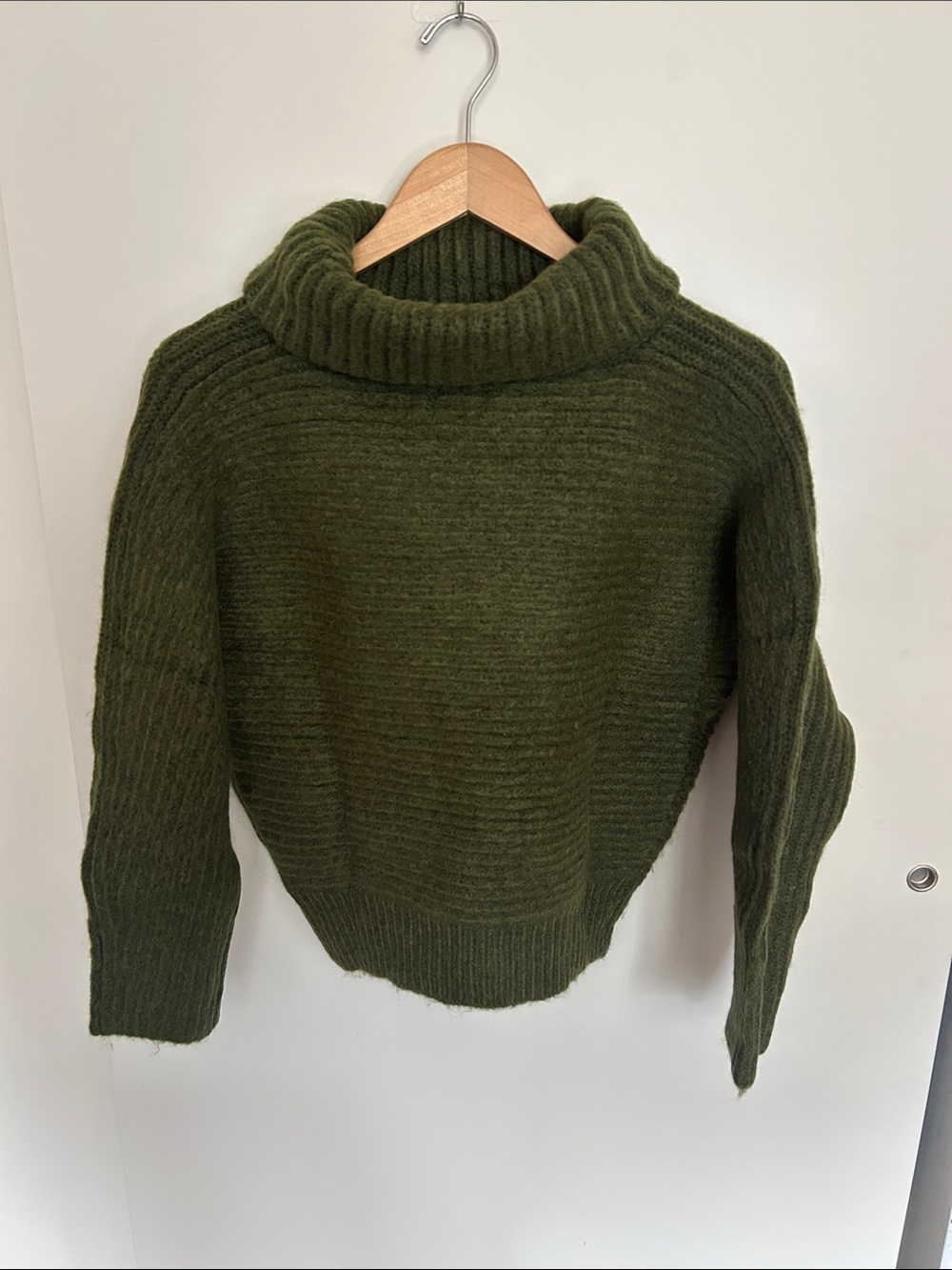 Leith Olive Green Ribbed Turtleneck Sweater